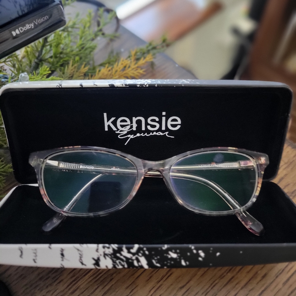 kenzie Blush Prescription Eyeglasses with case